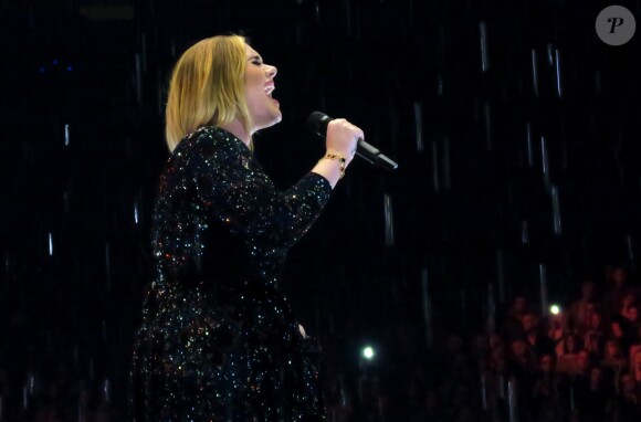 Adele à la Talking Stick Arena de Phoenix, en Arizona, le 21 novembre 2016