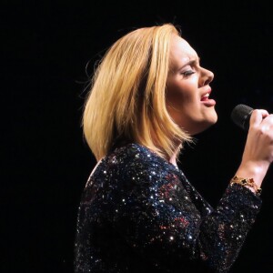 Adele à la Talking Stick Arena de Phoenix, en Arizona, le 21 novembre 2016