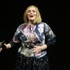 La chanteuse Adele à la Talking Stick Arena de Phoenix, en Arizona, le 21 novembre 2016