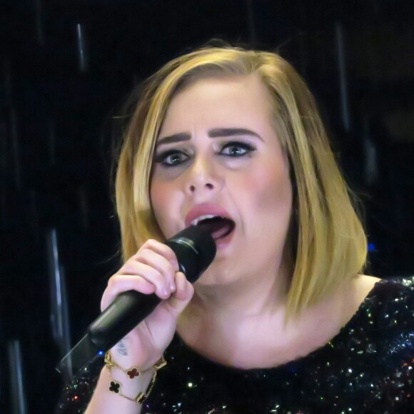 Adele à la Talking Stick Arena de Phoenix, en Arizona, le lundi 21 novembre 2016