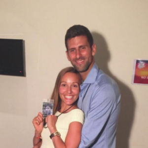Novak Djokovic va avoir six semaines pour couper, après sa défaite en finale du Masters de Londres le 20 novembre 2016, et profiter de sa famille : sa femme Jelena et leur fils Stefan, 2 ans. Photo Instagram.