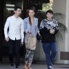 Joe Jonas, Blanda Eggenschwiler et Frankie Jonas à Beverly Hills, Los Angeles. Mars 2014.