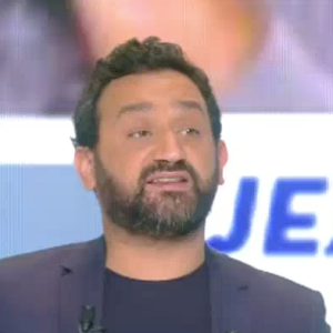 Cyril Hanouna répond au CSA dans l'émission "Touche pas à mon poste" sur C8. Le 23 novembre 2016.