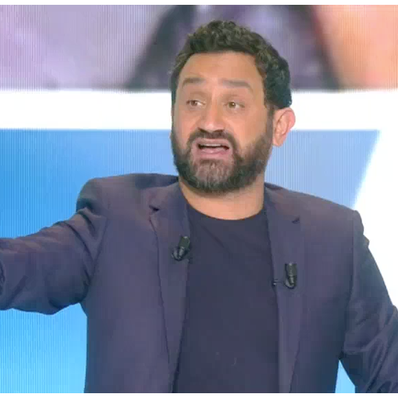 Cyril Hanouna répond au CSA dans l'émission "Touche pas à mon poste" sur C8. Le 23 novembre 2016.