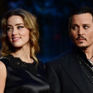 Johnny Depp et sa femme Amber Heard - Avant-première du film "Black Mass" lors du Festival BFI à Londres, le 11 octobre 2015.