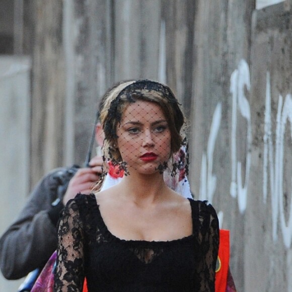 Amber Heard sur le tournage du film "London Fields"à  Londres le 19 septembre 2013.