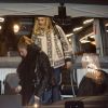 Kendall Jenner, Bella Hadid et les mannequins de Victoria's Secret arrivent à l'hôtel Mandarin Oriental à Paris, le 27 novembre 2016.
