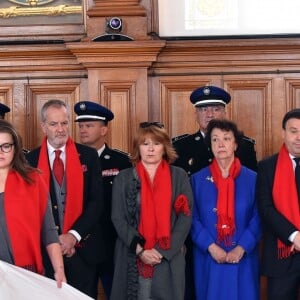 La princesse Stéphanie de Monaco et sa fille Camille Gottlieb participent au déploiement des "Courtepointes" en mémoire des victimes du SIDA, au Musée Océanographique de Monaco, le 28 novembre 2016. © Bruno Bébert / Bestimage