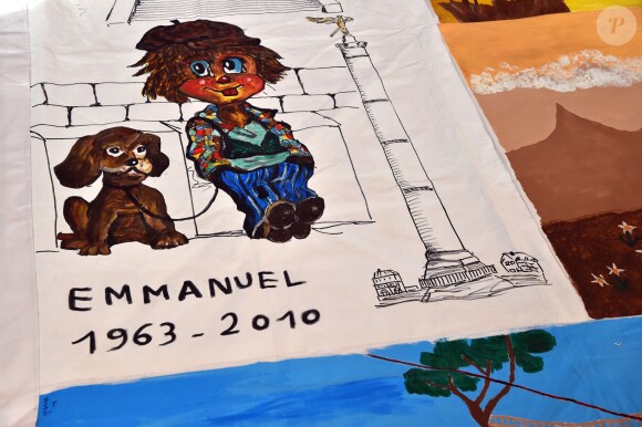 La princesse Stéphanie de Monaco et sa fille Camille Gottlieb participent au déploiement des "Courtepointes" en mémoire des victimes du SIDA, au Musée Océanographique de Monaco, le 28 novembre 2016. © Bruno Bébert / Bestimage