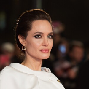 Angelina Jolie lors de la première de son film "Invincible" (Unbroken) à Londres, le 25 novembre 2014.