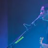Brian Molko, chanteur et guitariste du groupe de rock alternatif britannique Placebo, en concert à l'AccordHotels Arena de Paris, France, le 29 novembre 2016. © Lise Tuillier