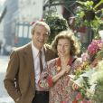 En France, Marie-Josephe Guers avec son mari Paul Guers en mai 1988