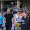 Mariah Carey en pleine séance de shopping pour Thanksgiving dans un super marché à Honolulu à Hawaii. Le 26 Novembre 2016
