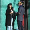 Emily Ratajkowski et son compagnon Jeff Magid sont allés prendre un café et faire du shopping dans les rues de New York, le 31 octobre 2016