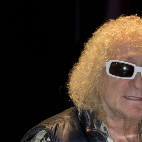 Michel Polnareff - Inauguration du centre culturel Michel Polnareff à Fontenay-Trésigny le 25 novembre 2016 Michel Polnareff a vécu dans ce village en 1987 et 1988 dans le bar de Mr et Mme Troisvallet.