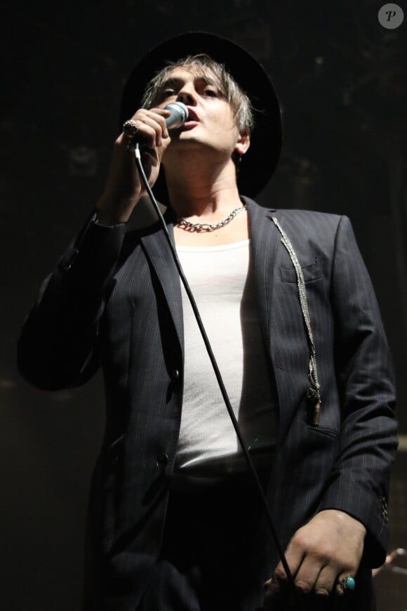 Pete Doherty - Pete Doherty en concert au Bataclan à Paris le 16 novembre 2016.