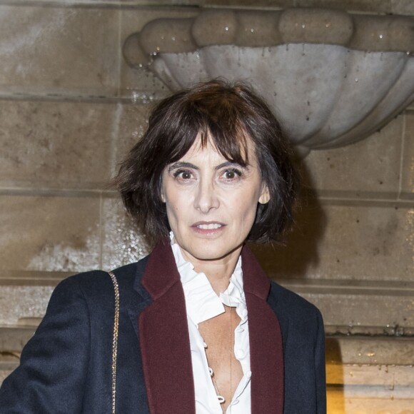 Inès de La Fressange au défilé Chanel Métiers d'Art 2016/2017 à l'hôtel Ritz à Paris le 6 décembre 2016. © Olivier Borde / Bestimage