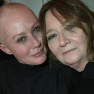 Shannen Doherty malade souhaite un bon anniversaire à sa mère, le 4 décembre 2016