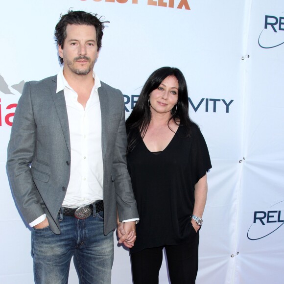 Shannen Doherty et son mari Kurt Iswarienko lors de la soirée "Pathway To The Cure: A fundraiser " au bénéfice de Susan G. Komen à l'aéroport de Santa Monica, le 11 juin 2014.
