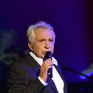 Michel Sardou en concert à l'Olympia, à Paris le 7 juin 2013.