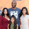 Kobe Bryant, Vanessa Laine Bryant et leurs filles Natalia Diamante et Gianna Maria-Onore aux Kids' Choice Sports Awards, à Los Angeles, le 14 juillet 2016.