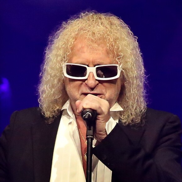 Exclusif - Michel Polnareff lors de son concert à la patinoire de Mériadeck à Bordeaux, le 30 novembre 2016. © Patrick Bernard-Quentin Salinier/Bestimage