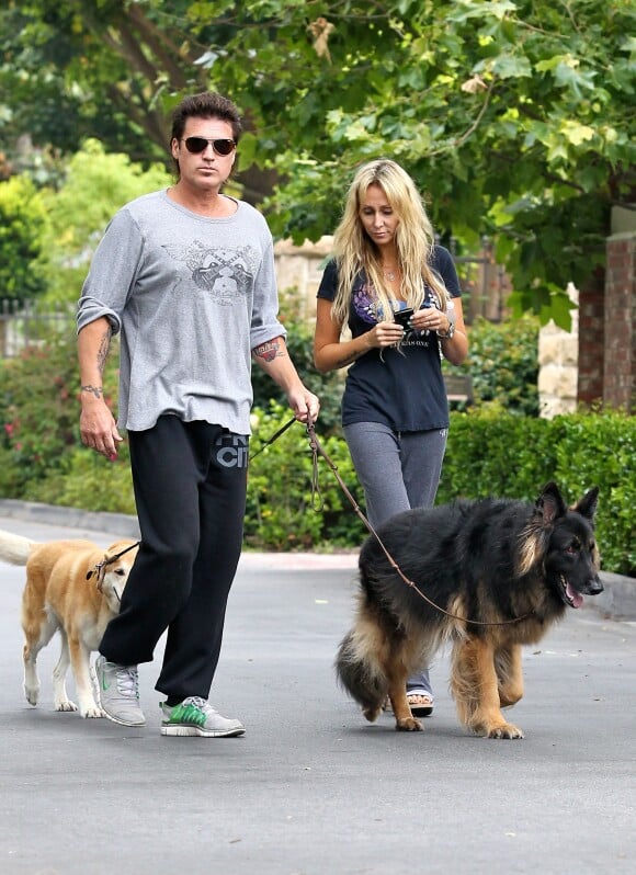 Billy Ray Cyrus et sa femme Tish à Toluca Lake le 8 juin 2010