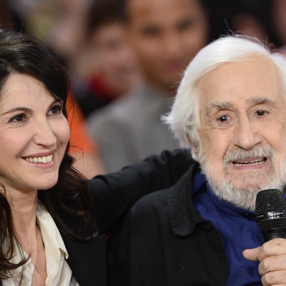 Zabou Breitman avec son père Jean-Claude Deret - Enregistrement de l'émission "Vivement Dimanche" à Paris diffusée le 12 avril 2015.