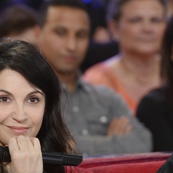 Zabou Breitman avec son père Jean-Claude Deret - Enregistrement de l'émission "Vivement Dimanche" à Paris diffusée le 12 avril 2015.