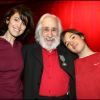 Zabou Breitman, avec sa fille Anna : Réunies pour Jean-Claude Deret qui reçoit les insignes de Chevalier dans l'ordre des arts et des lettres à Paris en 2006