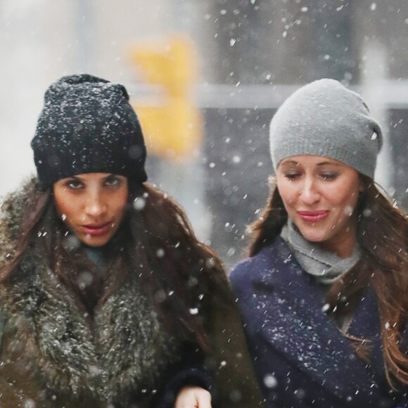 Meghan Markle fait du shopping sous la neige avec une amie à Toronto le 11 décembre 2016
