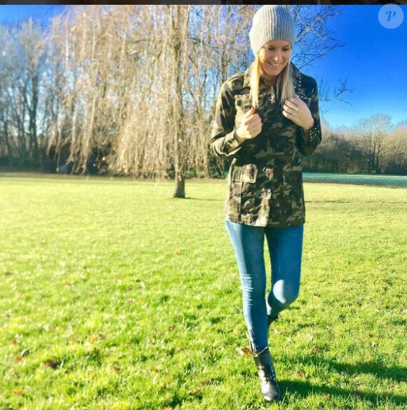 Amélie Neten pose sur Instagram, décembre 2016