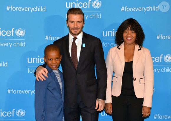 David Beckham, Livey Van Wyk et son fils Rémi Van Wyk - Soirée de gala des 70 ans de l'UNICEF à New York le 12 décembre 2016.
