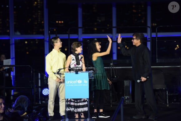 Chen Lin, Millie Bobby Brown, Akira Golz, Jackie Chan - Soirée de gala des 70 ans de l'UNICEF à New York le 12 décembre 2016.