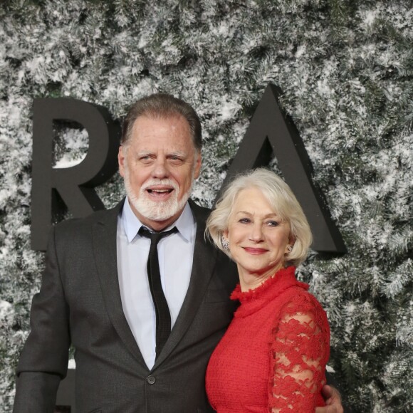 Helen Mirren et son mari Taylor Hackford à la première de "Collateral Beauty" au cinéma Vue à Londres, le 15 décembre 2016. © Ferdaus Shamim via Zuma Press/Bestimage