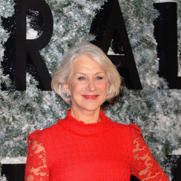 Helen Mirren à la première de "Collateral Beauty" au cinéma Vue à Londres, le 15 décembre 2016. © Ferdaus Shamim via Zuma Press/Bestimage
