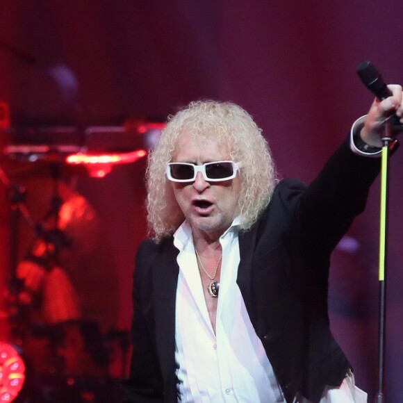 Exclusif - Michel Polnareff lors de son concert à la patinoire de Mériadeck à Bordeaux, le 30 novembre 2016.  © Patrick Bernard-Quentin Salinier/Bestimage