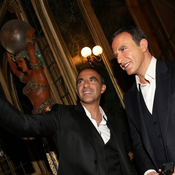 Nikos Aliagas lors de la réception organisée en l'honneur de son entrée au musée Grévin. Paris, le 7 décembre 2016.
