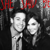Dean Geyer et Jillian Murray se sont fiancés ! Le couple a annoncé la bonne nouvelle sur les réseaux sociaux, le 19 décembre 2016