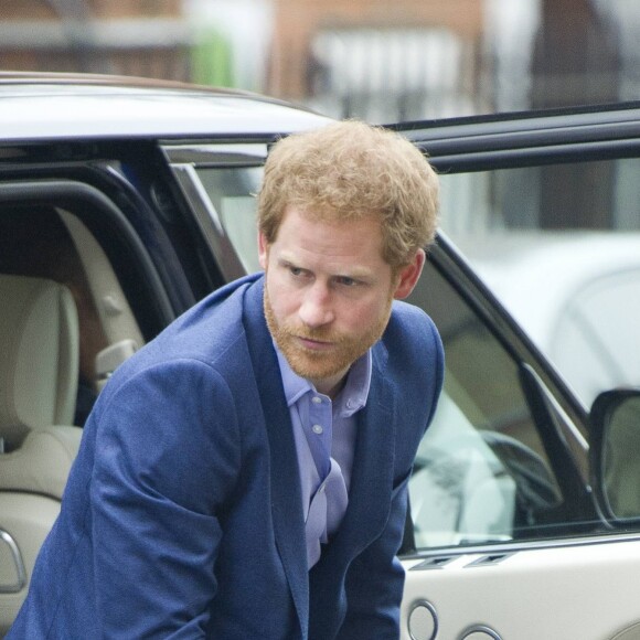 Le prince Harry - Arrivée à la fête de Noël de "Heads Together" à Londres. Le 19 décembre 2016