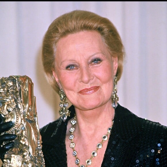 MICHELE MORGAN CESAR D' HONNEUR EN 1992.