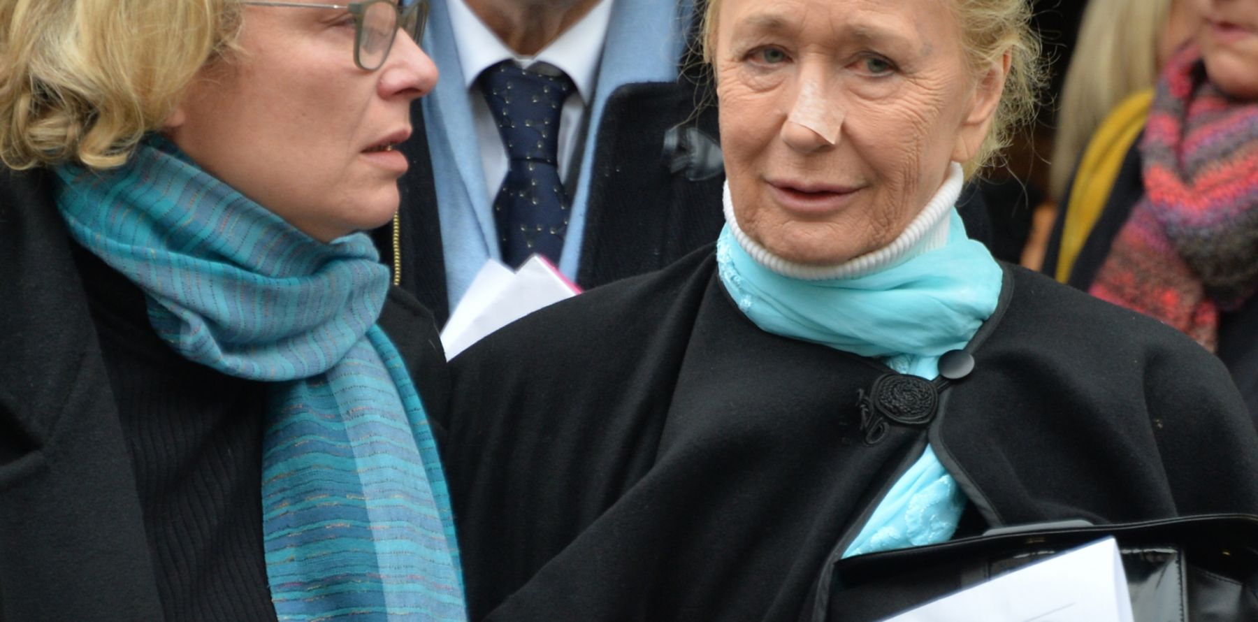 Fille De Brigitte Fossey Plus Belle La Vie Brigitte Fossey soutenue par sa fille et son mari pour un ultime adieu