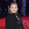 Carrie Fisher - Première européenne de "Star Wars : Le réveil de la force" au cinéma Odeon Leicester Square de Londres le 16 décembre 2015.