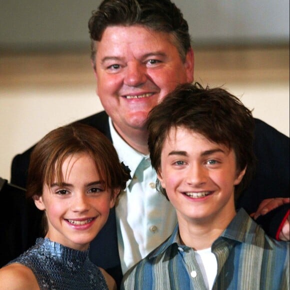Robbie Coltrane, Emma Watson et Daniel Radcliffe en 2002.