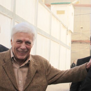 Guy Bedos et Arnaud Montebourg en visite dans la Casbah d'Alger, le 11 décembre 2016.