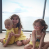 Jade Foret en vacances à Miami avec ses trois enfants et son mari Arnaud Lagardère. Photo publiée sur Instagram le 1er novembre 2016