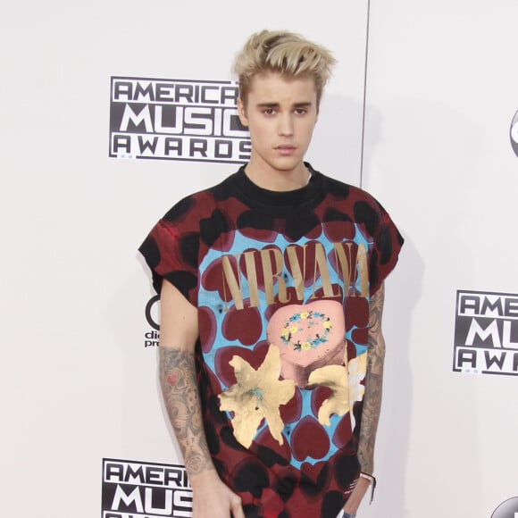 Justin Bieber à La 43ème cérémonie annuelle des "American Music Awards" à Los Angeles, le 22 novembre 2015