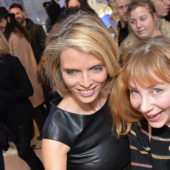 Sylvie Tellier et Julie Depardieu - Le parfum Angel de Thierry Mugler célèbre ses 25 ans au Grand Musée du Parfum à Paris le 5 janvier 2017. © Veeren/Bestimage