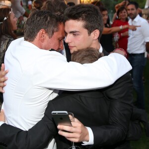 Benjamin Castaldi et ses fils Julien, Simon et Enzo - Cérémonie religieuse - Mariage de Benjamin Castaldi et Aurore Aleman au Mas de La Rose à Eygalières, le 27 août 2016.