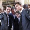 Benjamin Castaldi et ses trois fils Julien, Simon et Enzo (selfie) - Arrivées à la mairie - Mariage de Benjamin Castaldi et Aurore Aleman à la mairie de Marseille, le 27 août 2016.